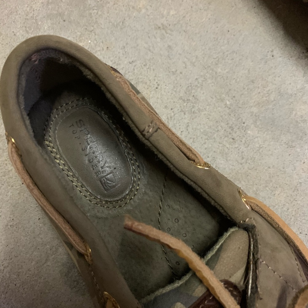 sperry - Picture 3 of 4